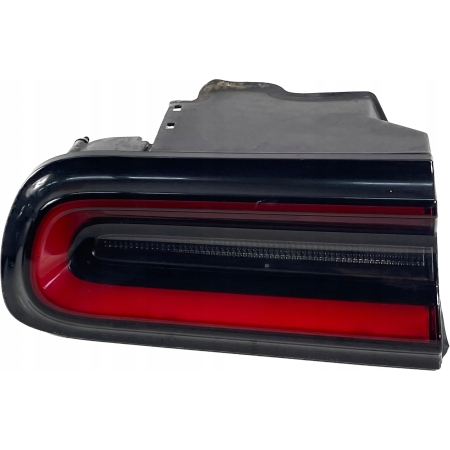 CHALLENGER 15- LAMPA LEWA TYŁ TYLNA 68174069AC