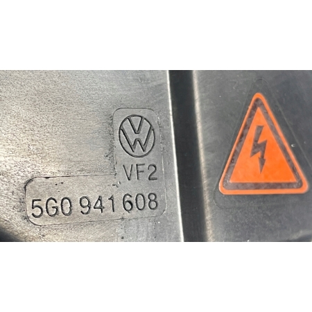 VW GOLF VII XENON PRAWA DEKIELEK LAMPY 5G0941608