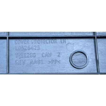 O2 CADILLAC ESCALADE IV 2014 -  LEWA OSŁONA FOTELA LISTWA L0526423