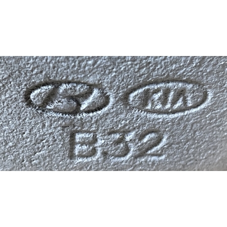 B3 KIA CARNIVAL IV 2020 - LEWA ZWROTNICA ZACISK PIASTA PRZÓD LK00RLE31351