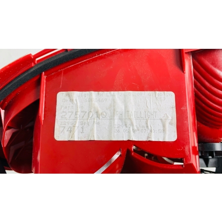 MINI R55 R56 R57 LAMPA TYŁ PRAWA 2757010