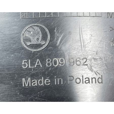 B98 SKODA ENYAQ NADKOLE PRAWE PRZÓD 5LA809962