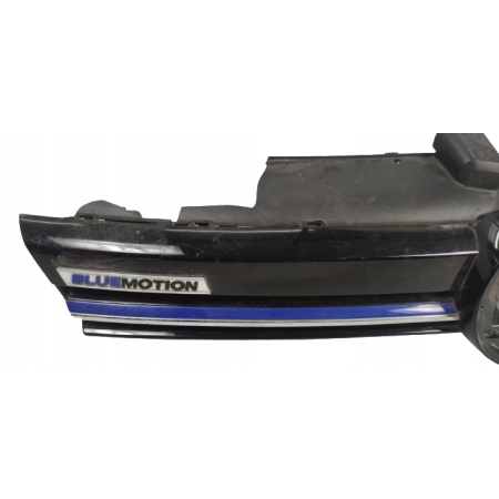 GOLF VII LIFT GRILL ATRAPA BLUEMOTION 5G0853653T