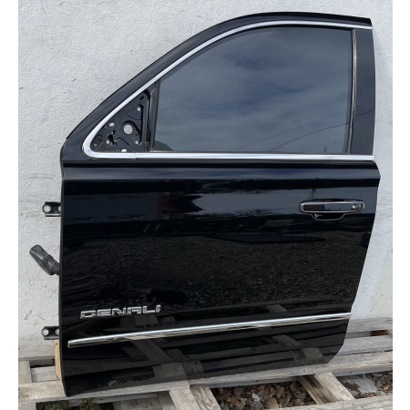 P8 GMC YUKON XL DENALI IV 2015 - LEWE  DRZWI PRZÓD KOMPLETNE