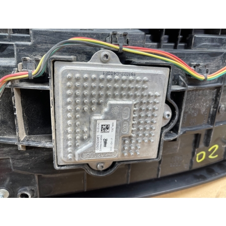 O2 CADILLAC ESCALADE IV 2014 -  LAMPA TYŁ TYLNA LEWA MODUŁ GM  84211920