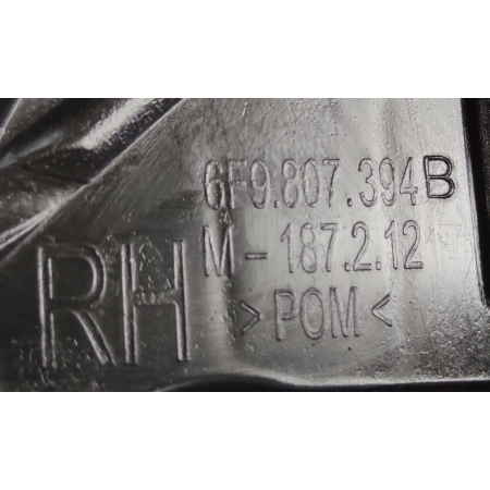 SEAT ARONA ŚLIZG ZDERZAKA PRAWY TYŁ TYLNY 6F9807394B