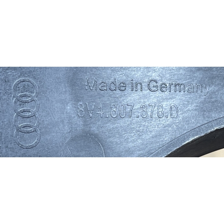 AUDI A3 8V LIFT ŚLIZG ZDERZAKA PRAWY TYŁ MOCOWANIE  8V4807378D