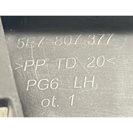SKODA OCTAVIA IV ŚLIZG ZDERZAKA LEWY TYŁ 5E7807377