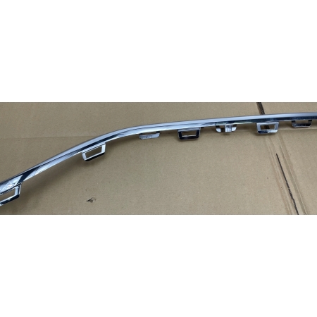 MERCEDES A-KLASA W177 LISTWA CHROM ZDERZAKA PRZÓD A1778855601