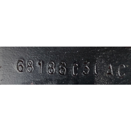 U7 CHRYSLER PACIFICA II 16- SZYNA DRZWI PRZESUWNYCH PRAWA 68186030AC