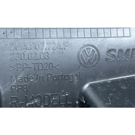 VW T-ROC ŚLIZG MOCOWANIE ZDERZAKA PRAWY PRZÓD 2GA807724F