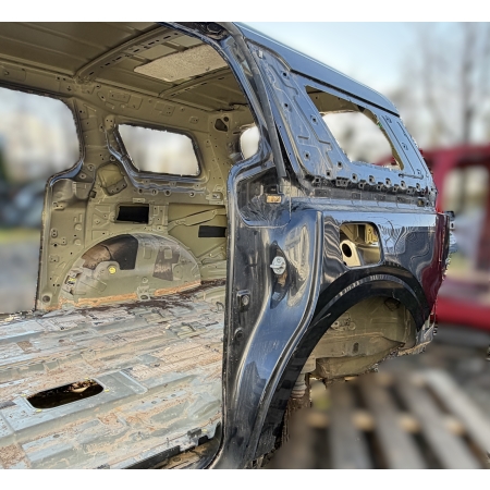 B3 KIA CARNIVAL IV 2020 - ĆWIARTKA BŁOTNIK LEWY TYŁ TYLNY P2M