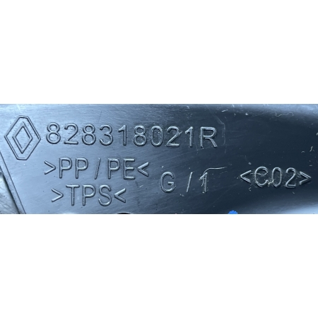 TOWNSTAR CITAN II KANGOO III 21- USZCZELKA LISTWA DRZWI LEWA 828318021R