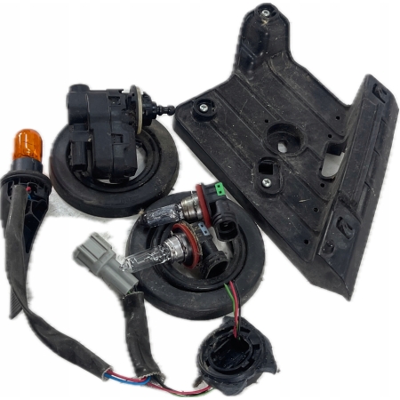 QASHQAI II LIFT DEKIELKI OPRAWKI ŻARÓWKI SILNICZEK ŚLIZG 100-19009