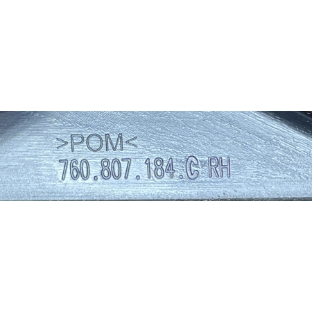 VW TOUAREG III 760 ŚLIZG ZDERZAKA PRAWY PRZÓD 760807184C 760807050C