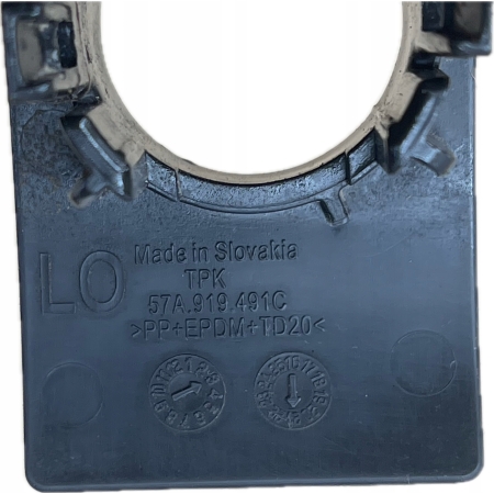 K7 SKODA KAROQ MOCOWANIE KOSZYKI PDC TYŁ 57A807521C 57A919491C 57A919492C