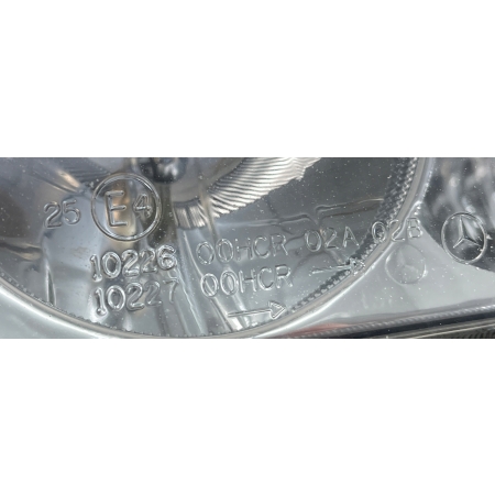 LAMPA PRAWA PRZÓD MERCEDES ATEGO 04- A9738202661 13.12.2013