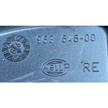 VW BORA ZAŚLEPKA DEKIELEK LAMPY PRAWY HELLA 963646-00