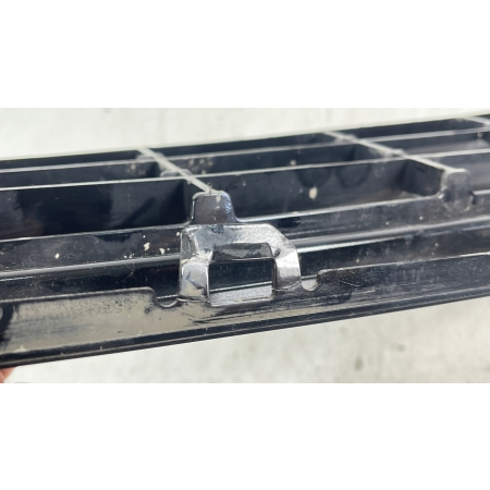 KRATKA ZDERZAKA PRZÓD VW POLO V 6R R-LINE 6R0853677F