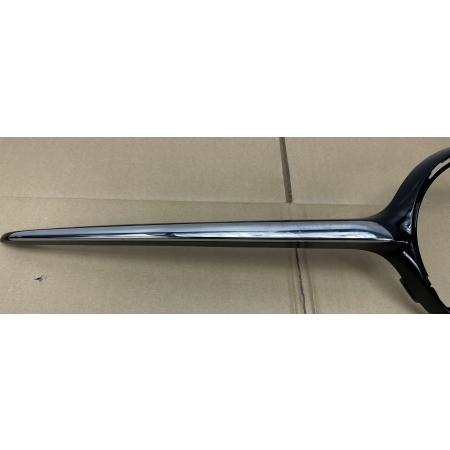 MERCEDES C-KLASA W206 AMG LISTWA GRILLA ATRAPY A2068885000