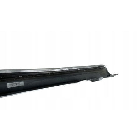 LP36 MERCEDES 205 13- AVANTGARDE LISTWA PROGOWA PRAWA A2056907002