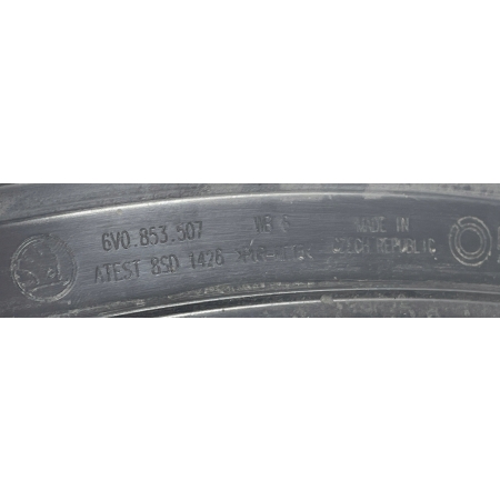 ^ ORYGINAŁ SKODA FABIA III SCOUT LISTWA BŁOTNIKA PRZÓD LEWA 6V0853507