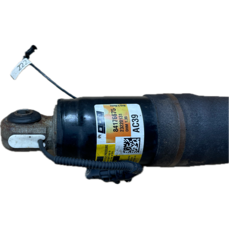 O2 CADILLAC ESCALADE IV 2014 -  6.2 AMORTYZATOR TYŁ LEWY PRAWY GM 84176675