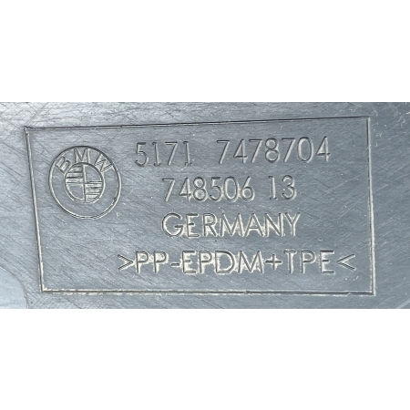 BMW 5 G30 G31 OSŁONA PODWOZIA DOLNA PRAWY PRZÓD 7478704