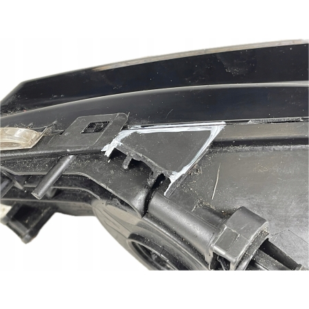 AUDI A3 8V HALOGEN PRAWY PRZÓD 8V0941700B