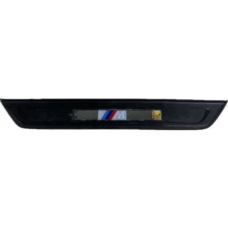BMW G30 G31 M NAKŁADKA LISTWA PROGOWA LED PRAWA PRZÓD 8061056