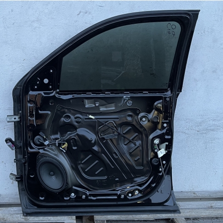 O2 CADILLAC ESCALADE IV 2014 - DRZWI PRAWE PRZÓD PRZEDNIE KOMPLETNE GBA