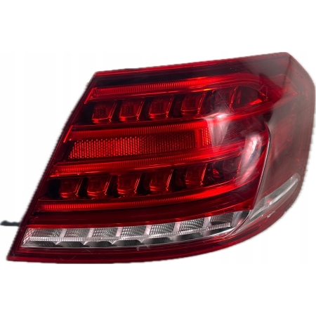 ORYGINAŁ MERCEDES E-KLASA 212 SEDAN LAMPA PRAWA TYLNA TYŁ A2129060657