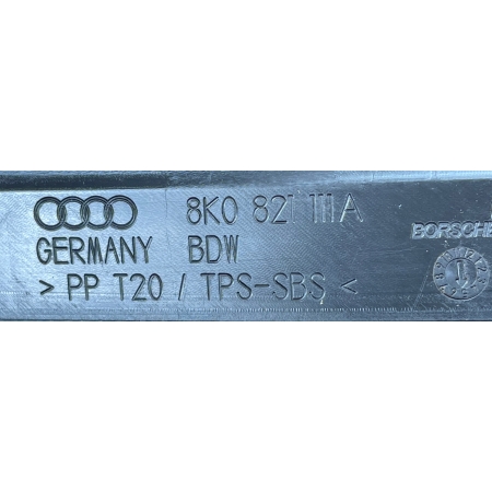 AUDI A4 B8 WYGŁUSZENIE BŁOTNIKA LEWE 8K0821111A