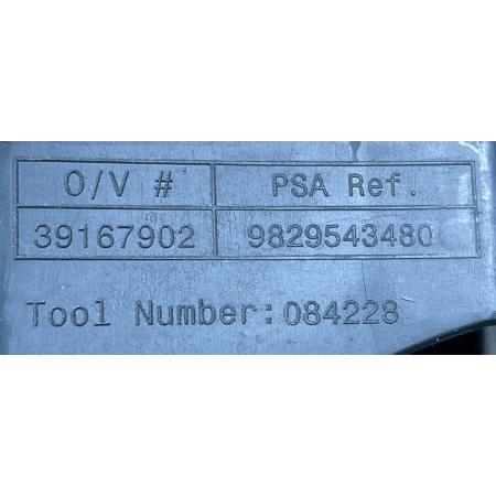 OPEL CORSA F MOCOWANIE ŚLIZG ZDERZAKA TYŁ ŚRODKOWY 9829543480