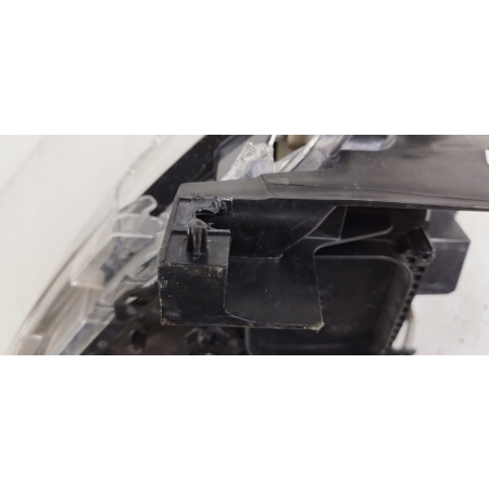 FORD RANGER 3 III LIFT 2015- LAMPA LEWA PRZÓD PRZEDNIA