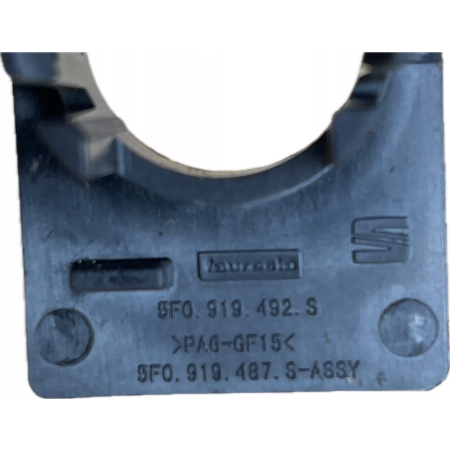 K40 SEAT LEON III LIFT MOCOWANIE KOSZYKI ZAŚLEPKA PDC PRZÓD 5F0707221AB