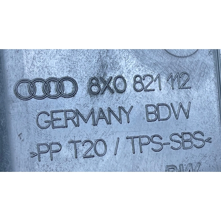 AUDI A1 2010 - 2018 WYGŁUSZENIE BŁOTNIKA PRZÓD PRAWE 8X0821112