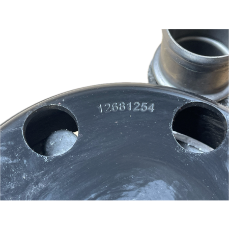 O2 CADILLAC ESCALADE IV 2014 -  6.2 POMPA WODY ORYGINAŁ GM 12668985