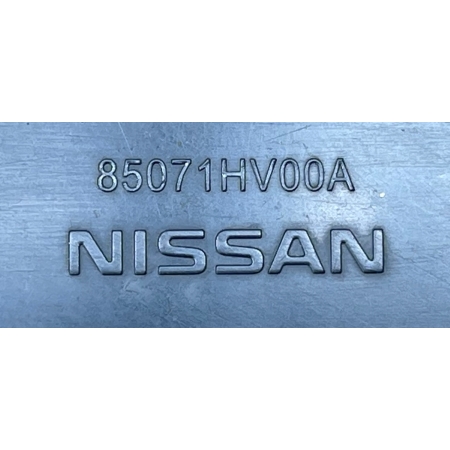 K54 NISSAN QASHQAI II LIFT MOCOWANIE KOSZYKI ZAŚLEPKA PDC TYŁ 85022-HV20H