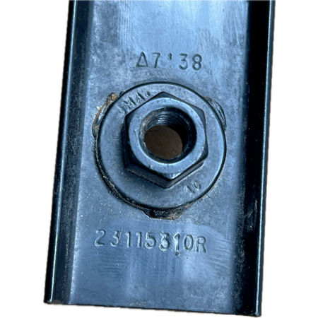 O2 CADILLAC ESCALADE IV 2014 -  PRAWE MOCOWANIE BŁOTNIKA 23115310R