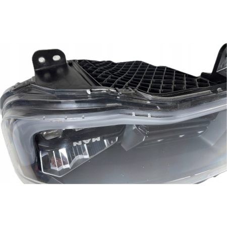 MAN TG TGX LEWA FULL LED LAMPA PRZÓD PRZEDNIA 81.25101-6805 26.02.20
