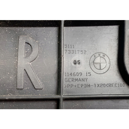 ŚLIZG ZDERZAKA PRAWY PRZÓD BMW 5 F10 F11 7331752