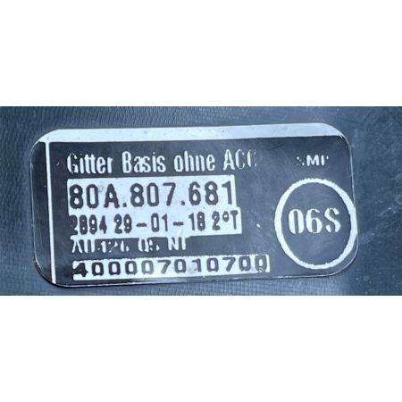 AUDI Q5 II 80A KRATKA LEWA ZDERZAKA PRZÓD 80A807681