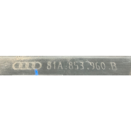 LISTWA DRZWI PRAWA PRZÓD AUDI Q2 81A853960B