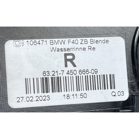 BMW 1 F40 2019 - OSŁONA LAMPY PRAWA TYŁ ZAŚLEPKA 7450666