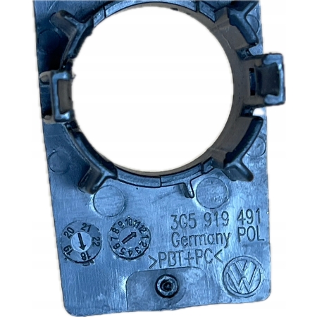 K82 VW PASSAT B8 2014- ALLTRACK KOMBI KOSZYKI ZAŚLEPKA PDC TYŁ 3G9807421A