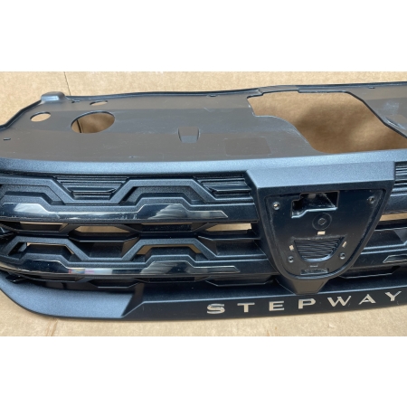DACIA DUSTER III 3 2020 - STEPWAY ATRAPA GRILL  623109073R