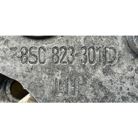 AUDI TT 8S ZAWIAS MASKI POKRYWY SILNIKA LEWY 8S0823301D