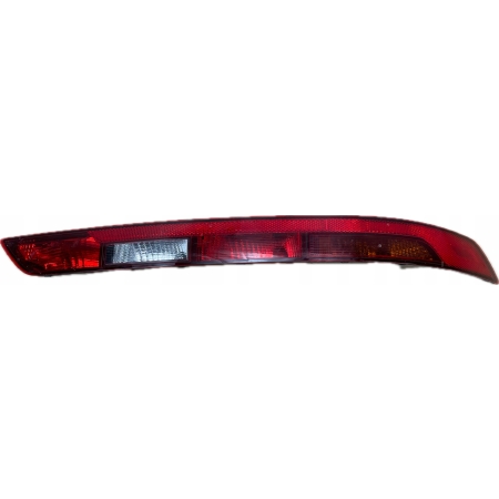 AUDI Q3 II 80A LAMPA PRAWA TYŁ TYLNA ZDERZAKA