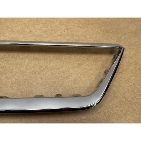 SEAT IBIZA V 5 6F0 2017 - RAMKA LISTWA GRILL ATRAPA CHROM 6F0854643B